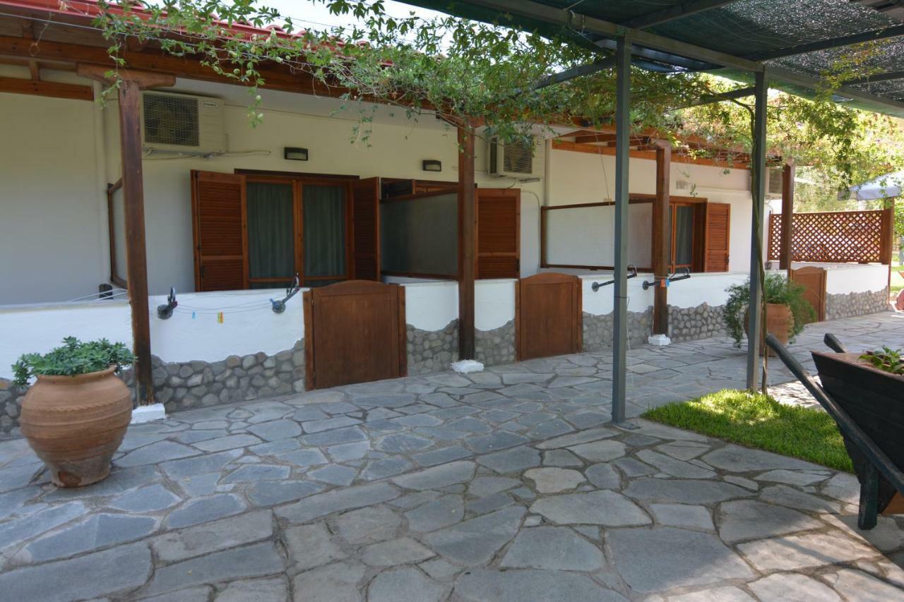 Fantasia Studios And Apartments Νέος Μαρμαράς Εξωτερικό φωτογραφία